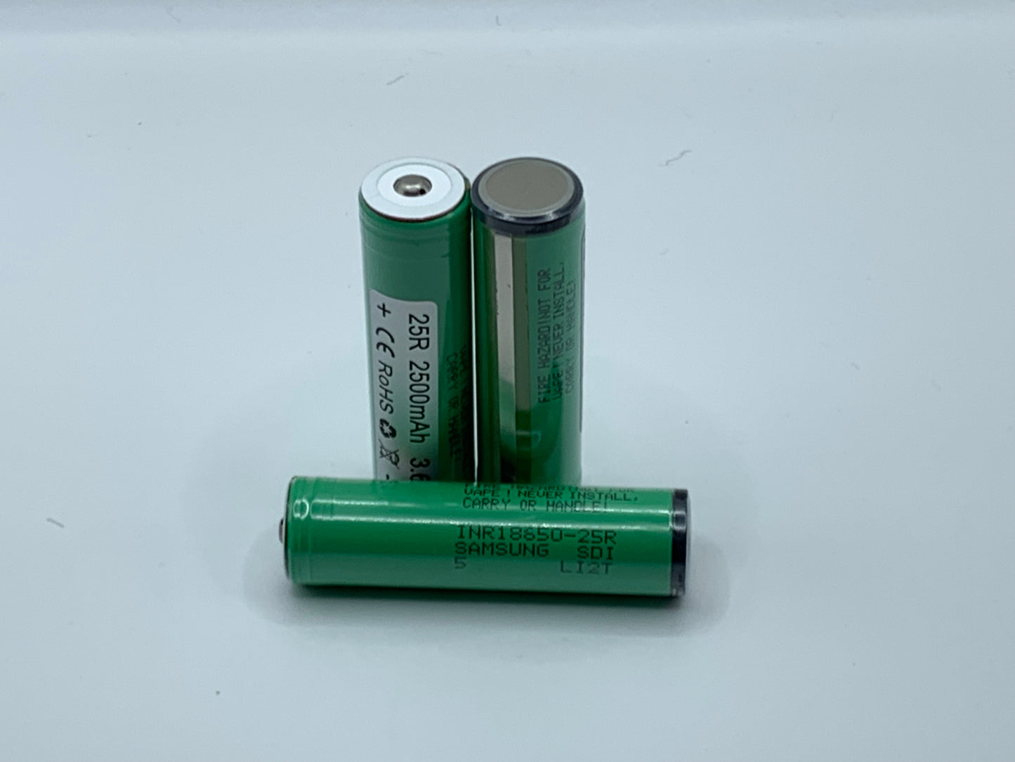 Genuine Samsung INR18650-25R Li-ion Button Top Battery, 2500mAh, 3.6v