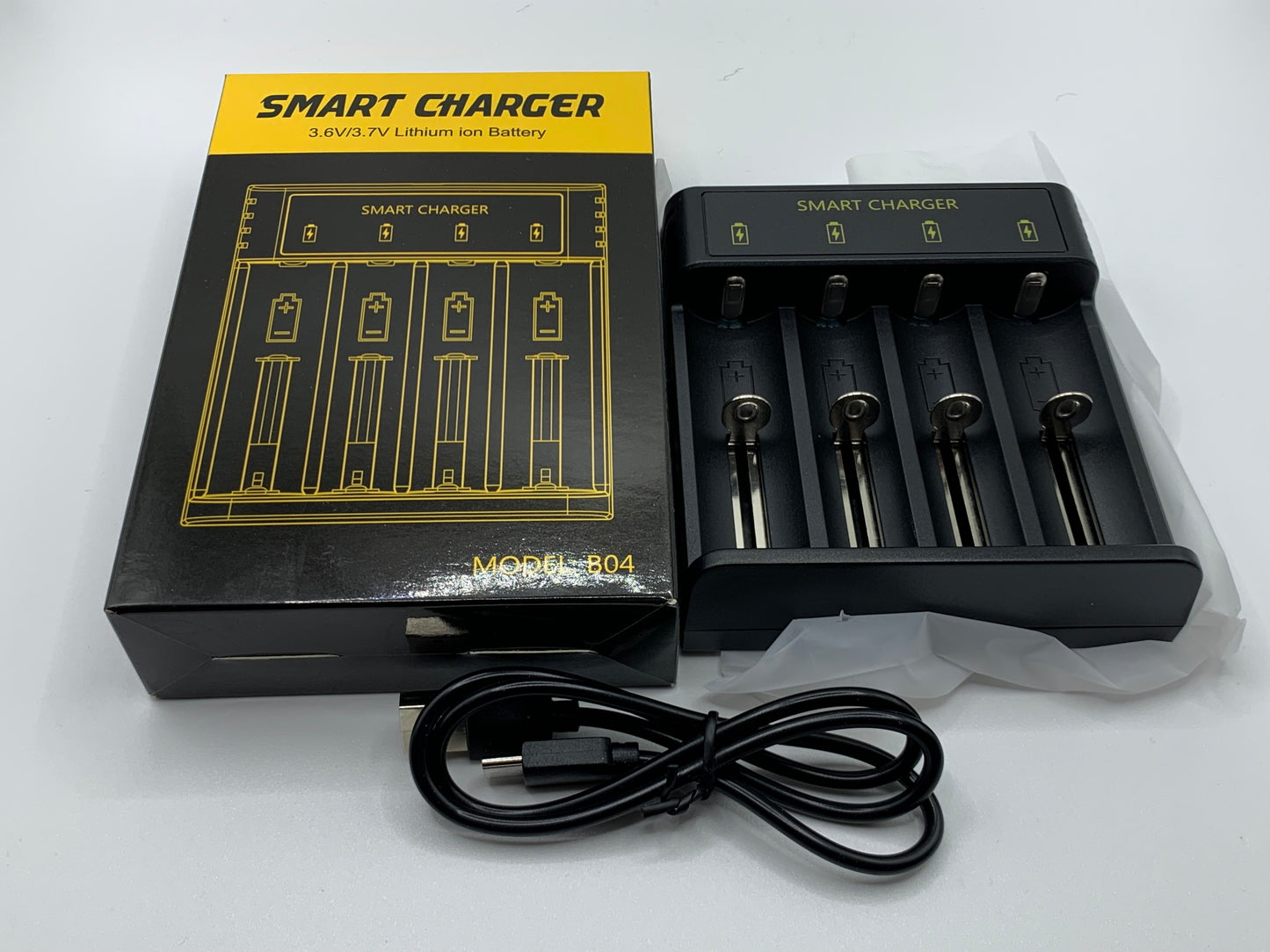 4 Slots Smart USB-C li-ion Battery Charger
